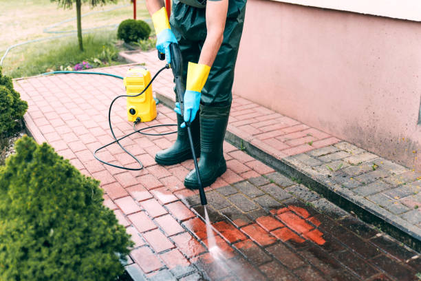 Best Playground Equipment Cleaning  in La Presa, CA